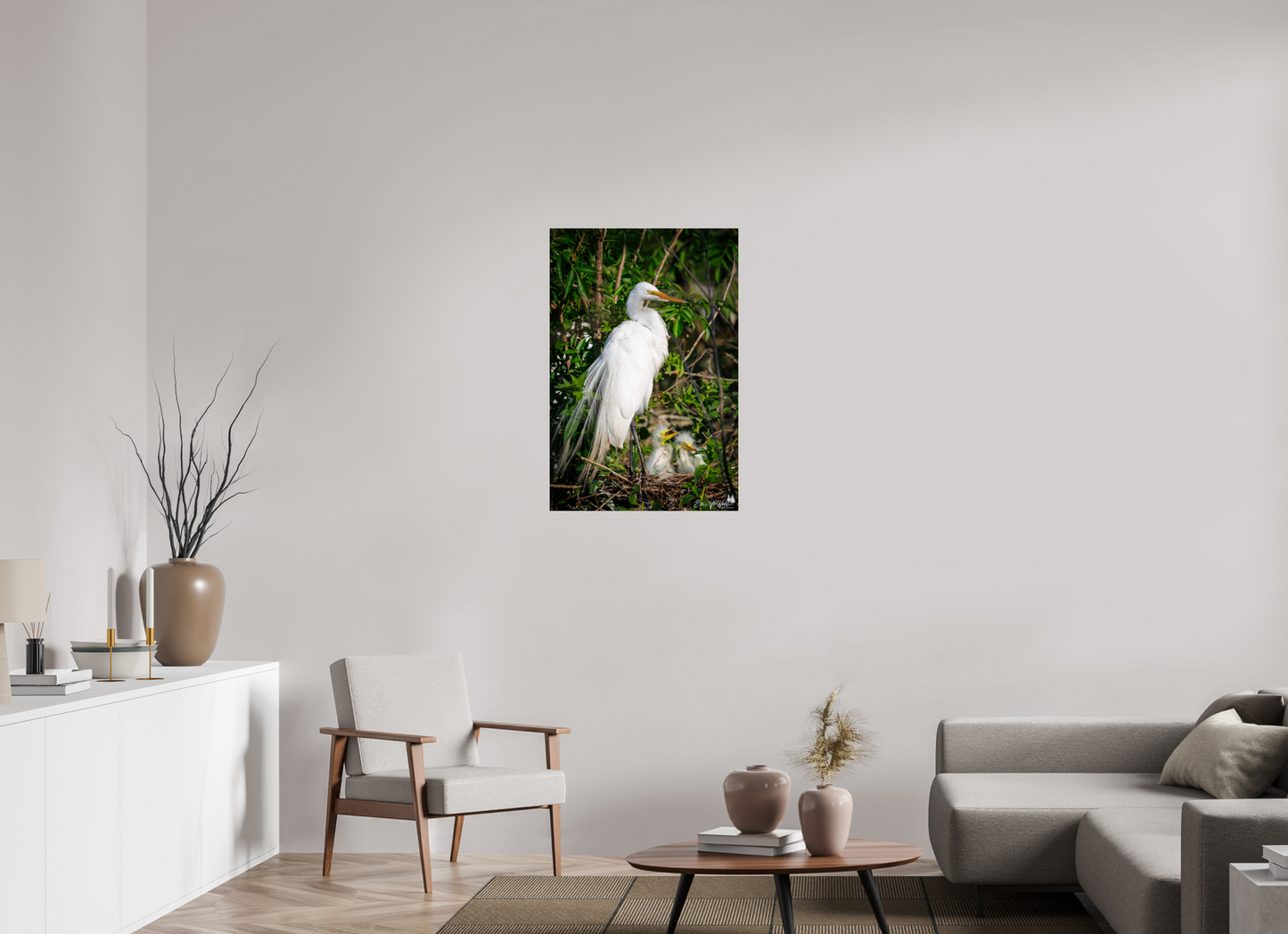 Great egret with chicks
